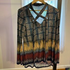 Ariella top, size M, like new